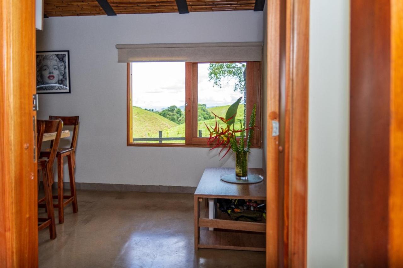 Agradable cabaña cafetera con jacuzzi a 12 min del centro de pereira Exterior foto